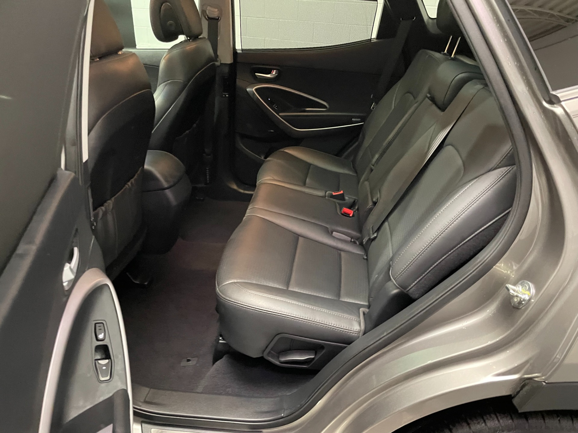 Used-2016-Hyundai-SANTA-FE-Sport-20T-Ultimate-AWD