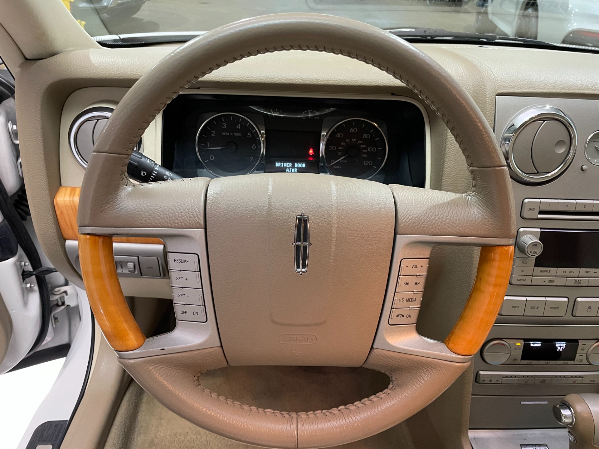 Used-2009-Lincoln-MKZ-FWD