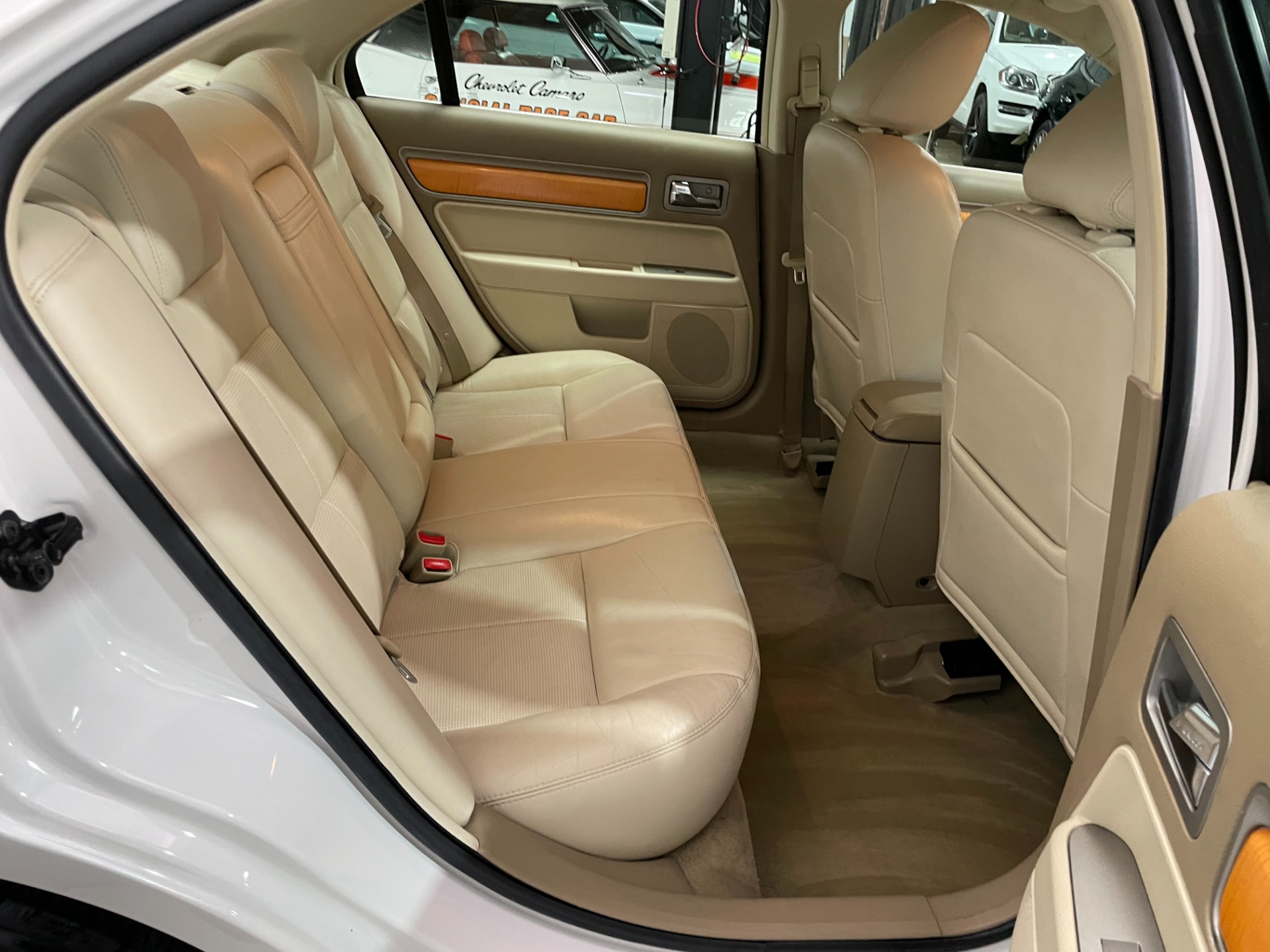 Used-2009-Lincoln-MKZ-FWD