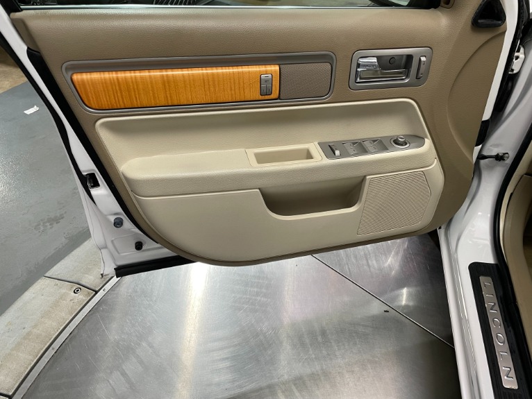 Used-2009-Lincoln-MKZ-FWD