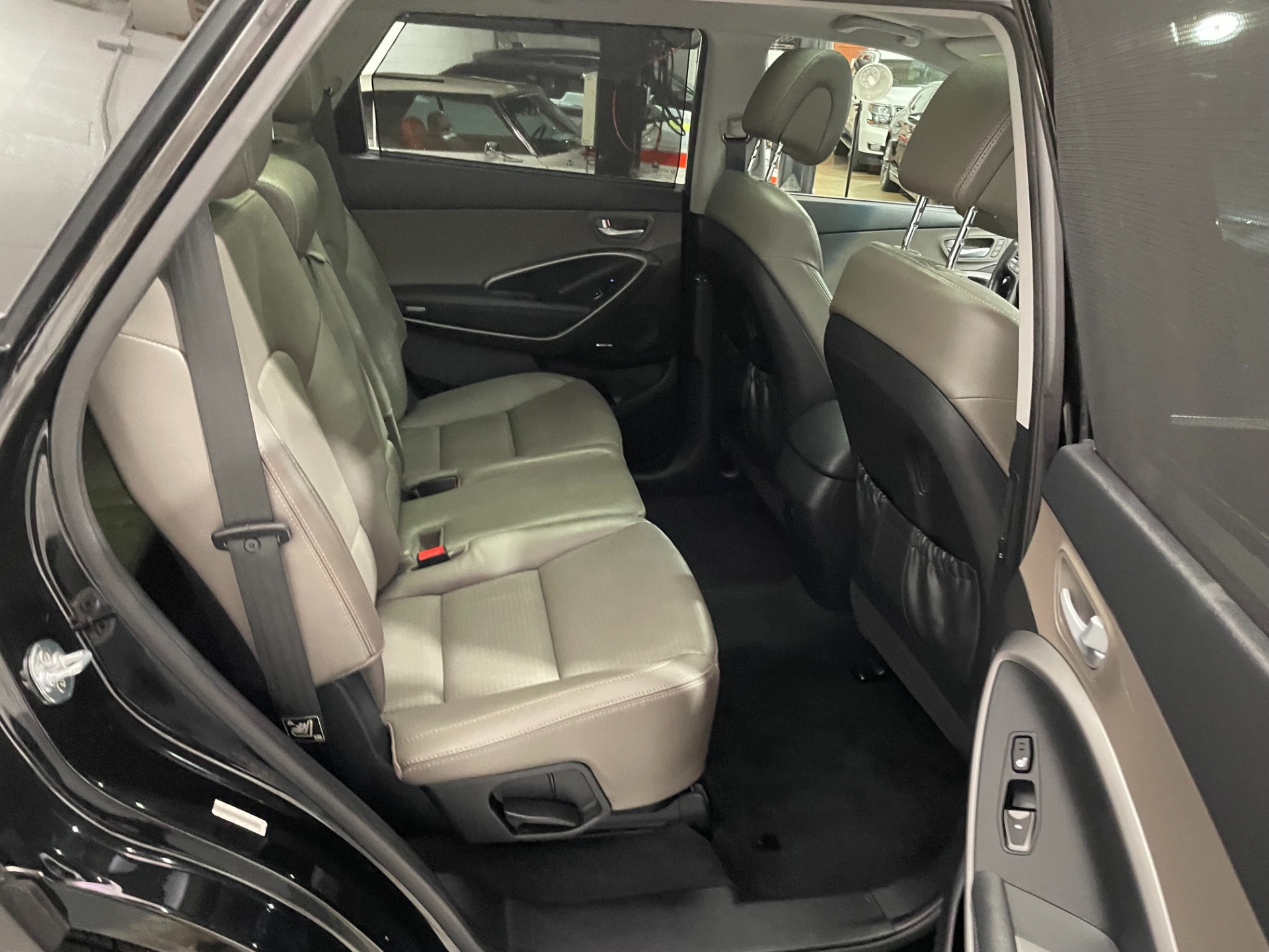 Used-2014-Hyundai-SANTA-FE-Limited-FWD