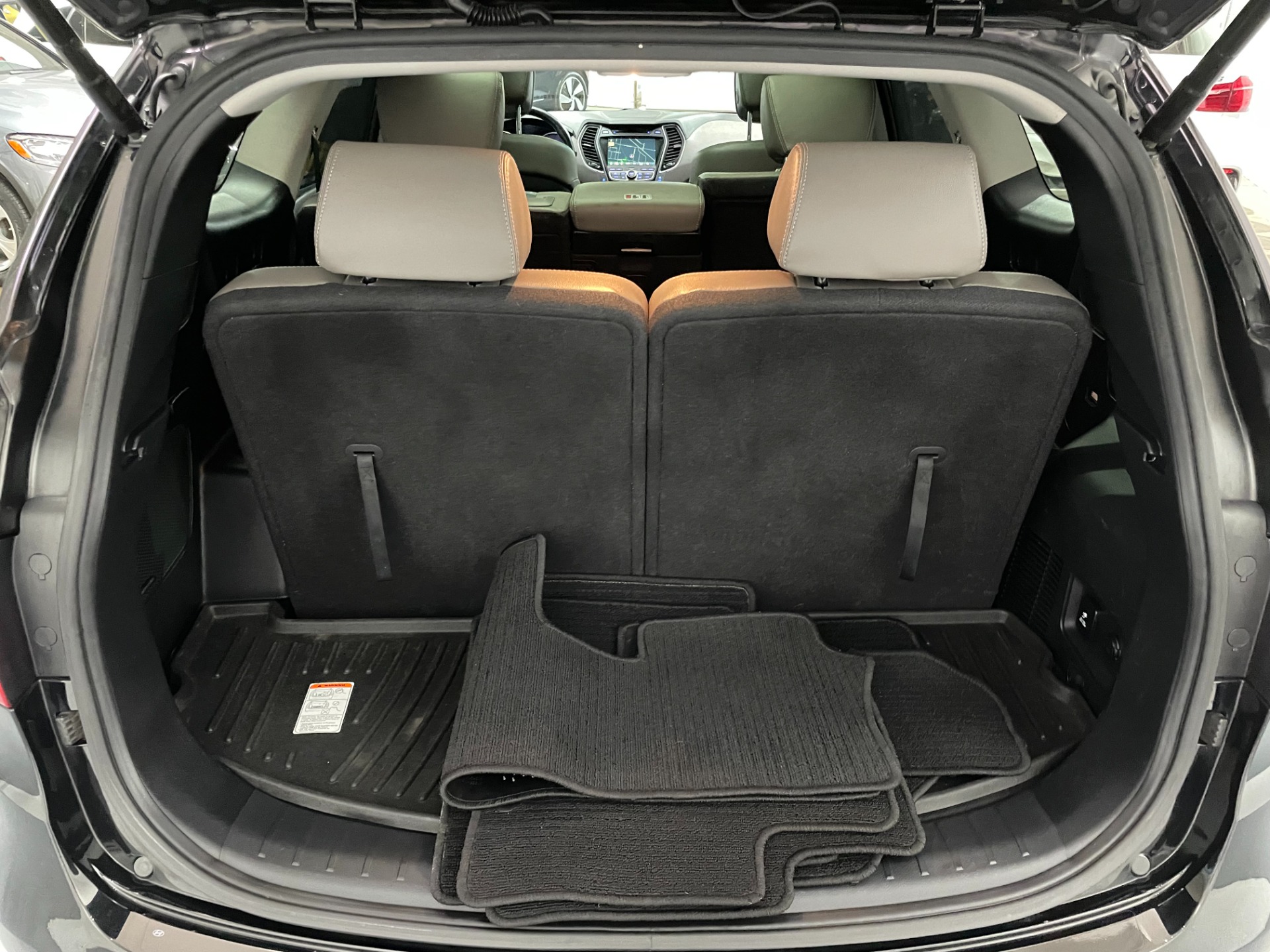 Used-2014-Hyundai-SANTA-FE-Limited-FWD