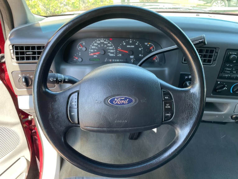 Used-2004-Ford-F-250-Super-Duty-XLT-4WD