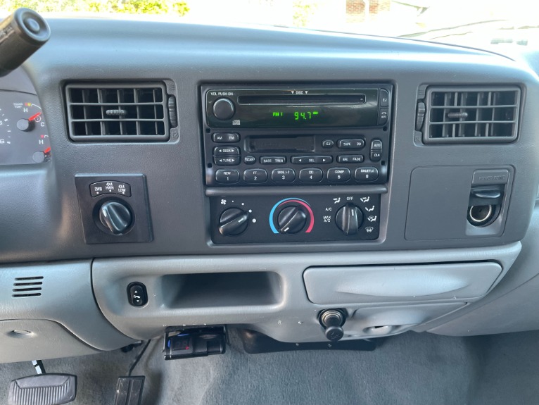 Used-2004-Ford-F-250-Super-Duty-XLT-4WD