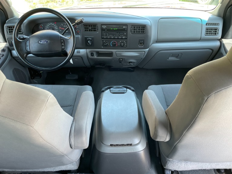 Used-2004-Ford-F-250-Super-Duty-XLT-4WD
