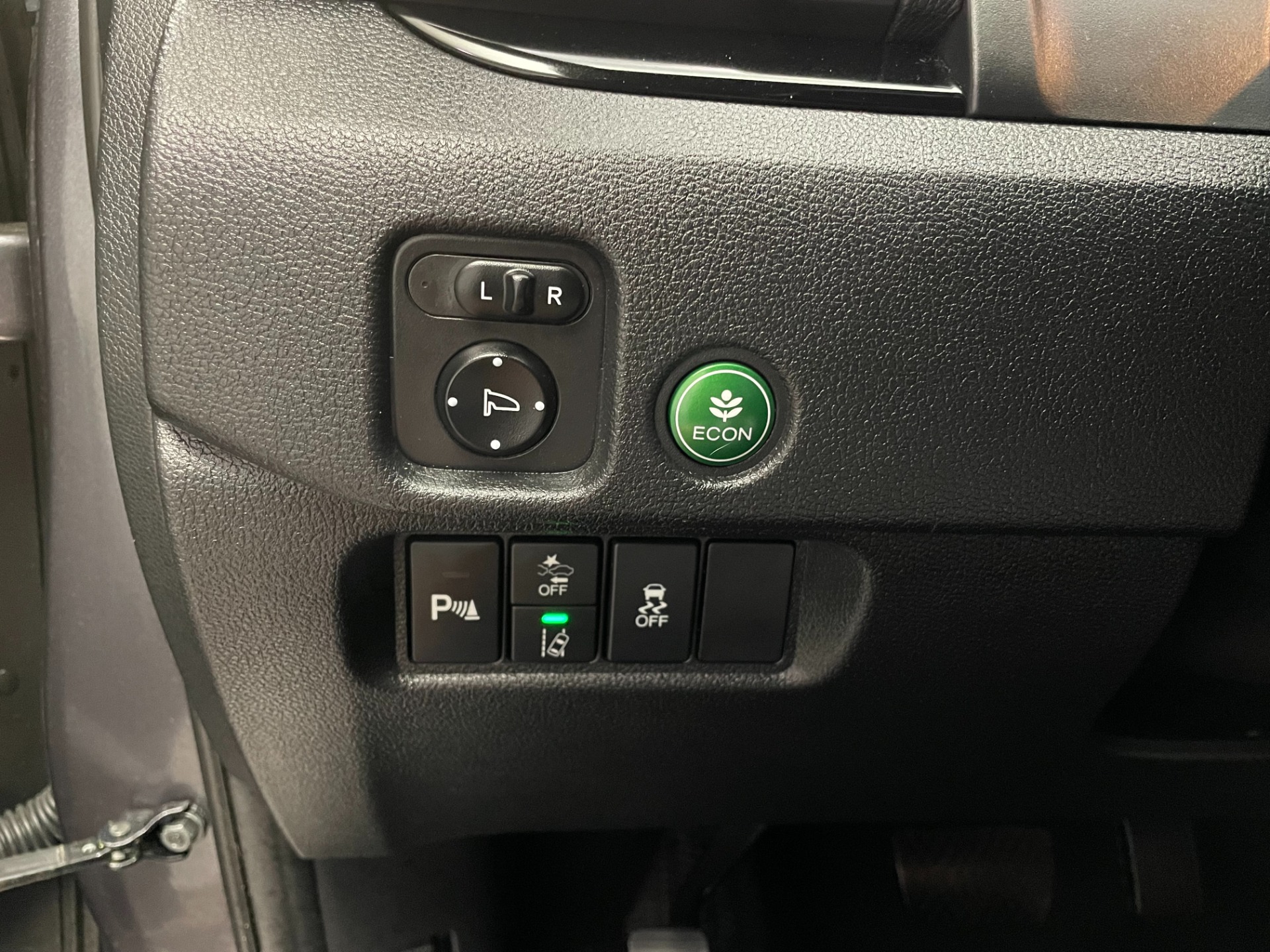Used-2019-Honda-Pilot-Touring-8P-AWD