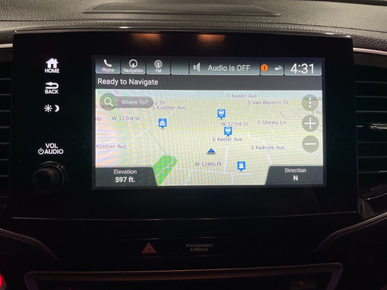 Used-2019-Honda-Pilot-Touring-8P-AWD