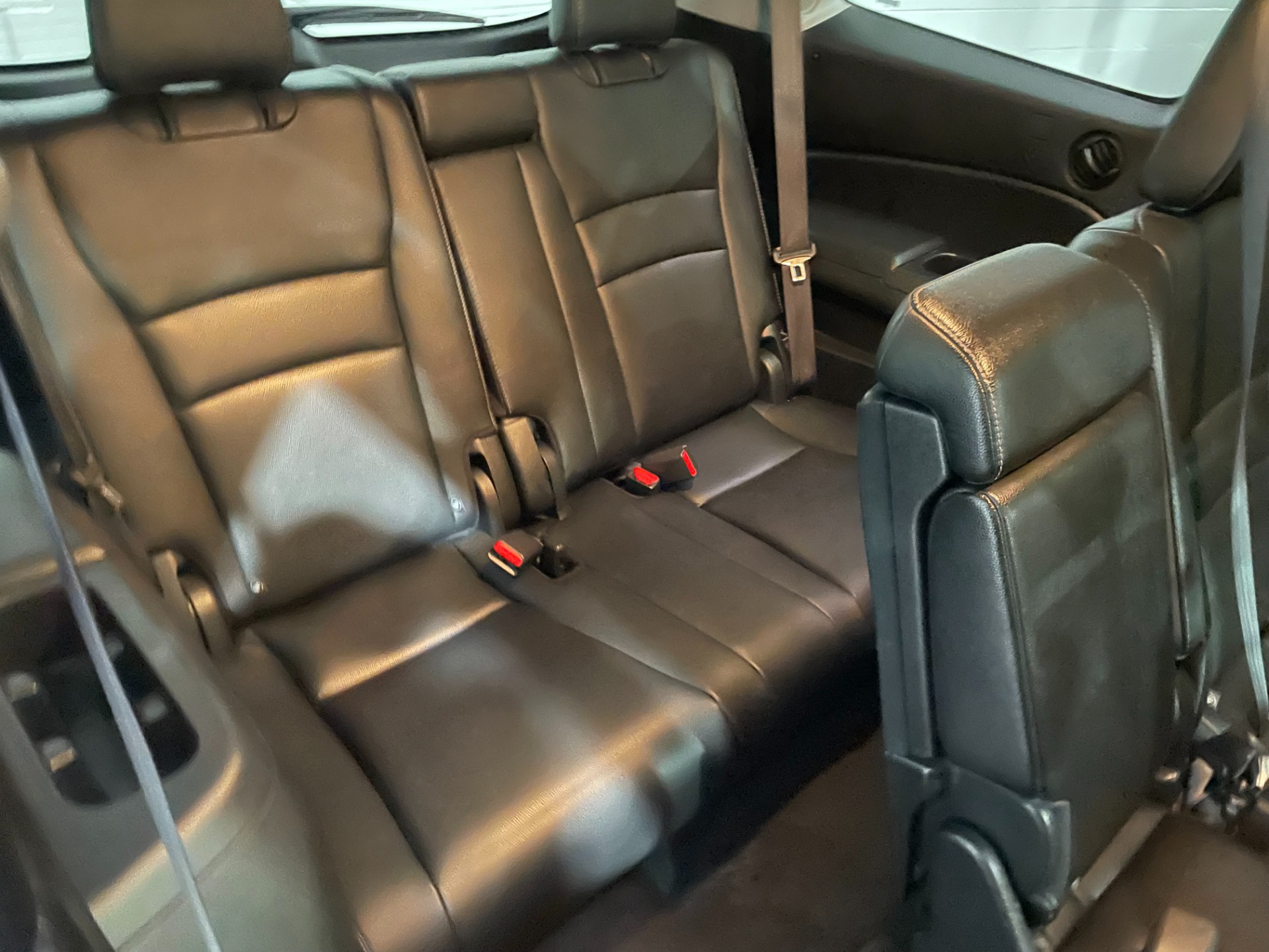 Used-2019-Honda-Pilot-Touring-8P-AWD
