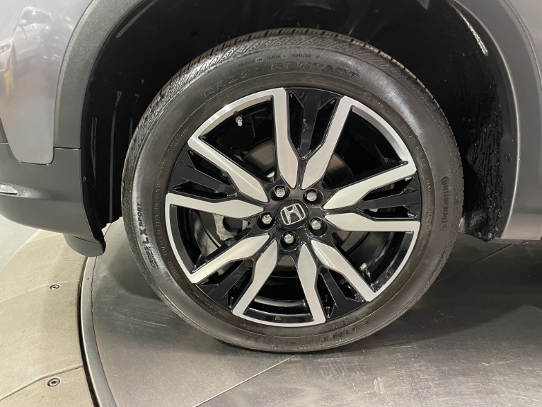 Used-2019-Honda-Pilot-Touring-8P-AWD