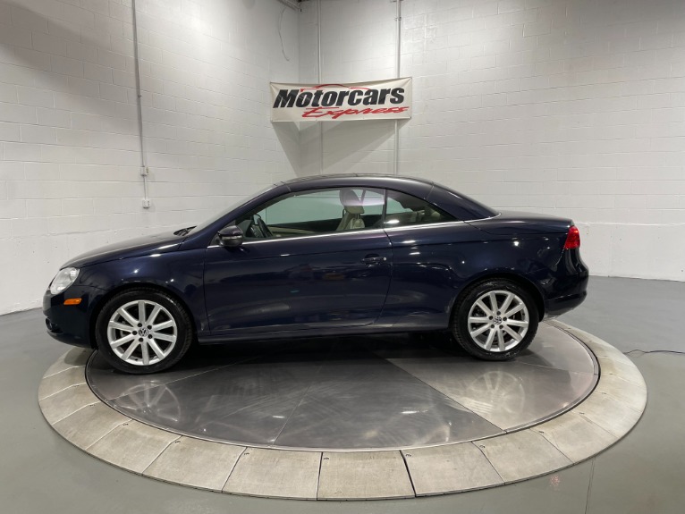 Used-2010-Volkswagen-Eos-Komfort-Convertible-FWD