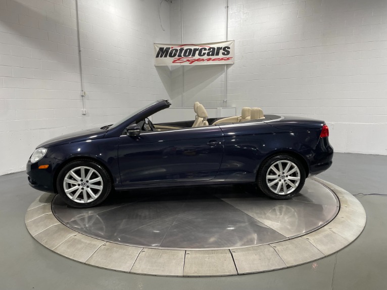 Used-2010-Volkswagen-Eos-Komfort-Convertible-FWD