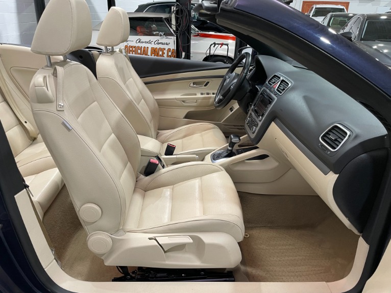 Used-2010-Volkswagen-Eos-Komfort-Convertible-FWD