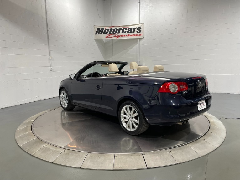 Used-2010-Volkswagen-Eos-Komfort-Convertible-FWD