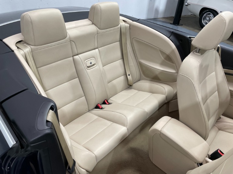 Used-2010-Volkswagen-Eos-Komfort-Convertible-FWD