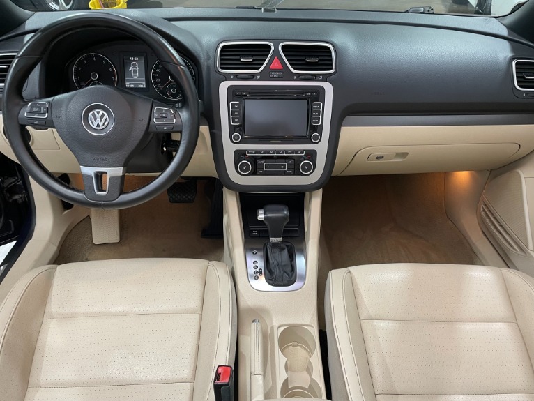 Used-2010-Volkswagen-Eos-Komfort-Convertible-FWD