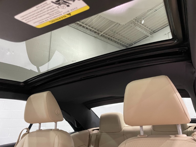 Used-2010-Volkswagen-Eos-Komfort-Convertible-FWD