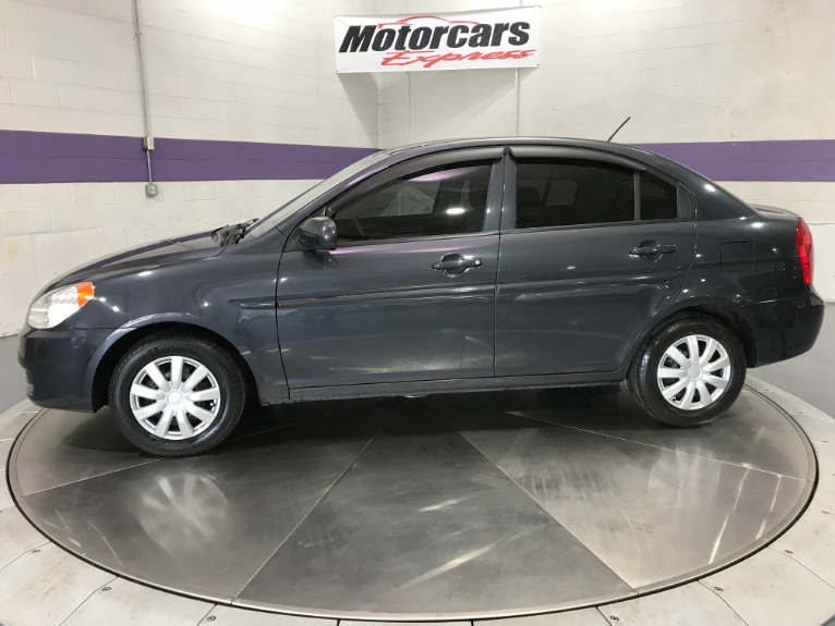 Used-2011-Hyundai-Accent-GLS