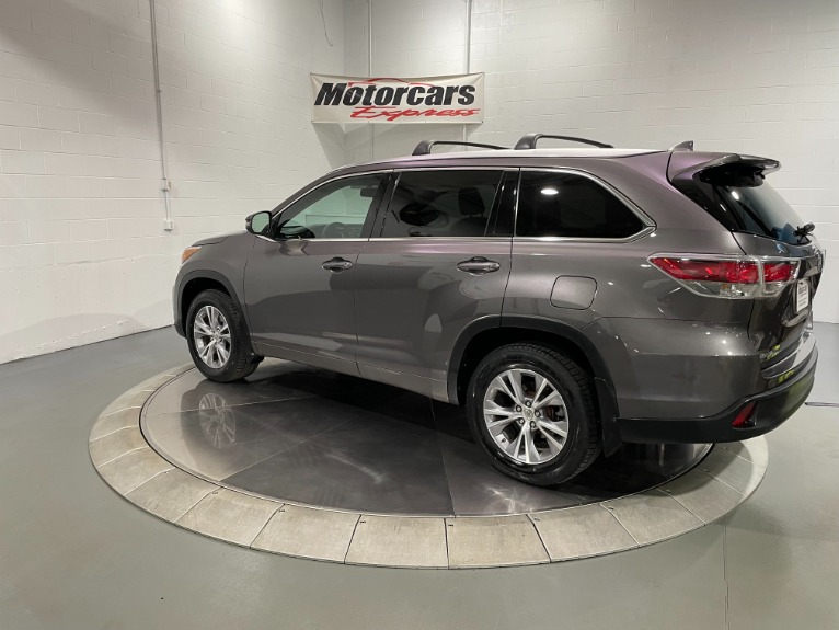 Used-2015-Toyota-Highlander-XLE-AWD