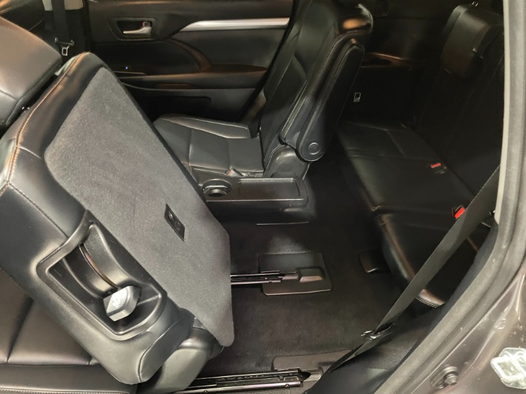 Used-2015-Toyota-Highlander-XLE-AWD