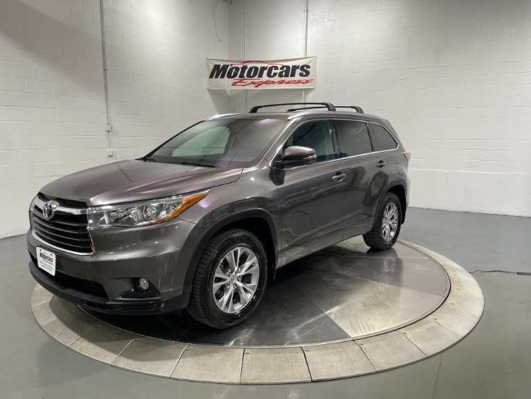 Used-2015-Toyota-Highlander-XLE-AWD