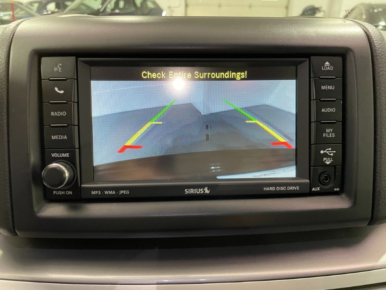 Used-2011-Volkswagen-Routan-SE-FWD