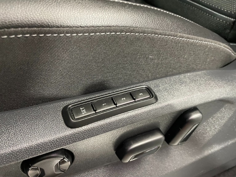 Used-2018-Volkswagen-Atlas-V6-SEL-Premium-4Motion