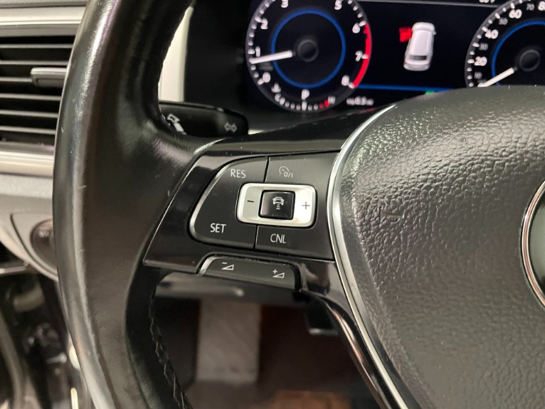 Used-2018-Volkswagen-Atlas-V6-SEL-Premium-4Motion