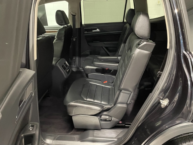 Used-2018-Volkswagen-Atlas-V6-SEL-Premium-4Motion
