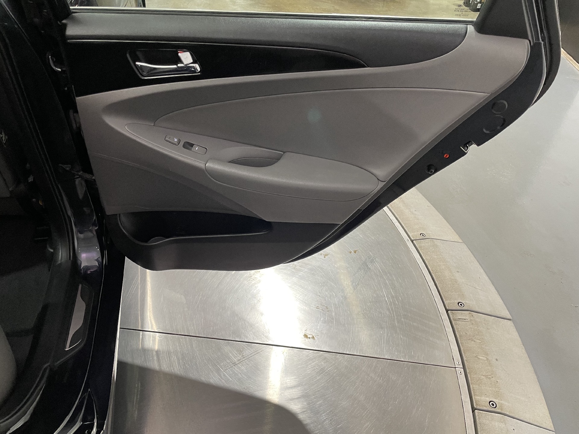 Used-2013-Hyundai-SONATA-Limited-FWD