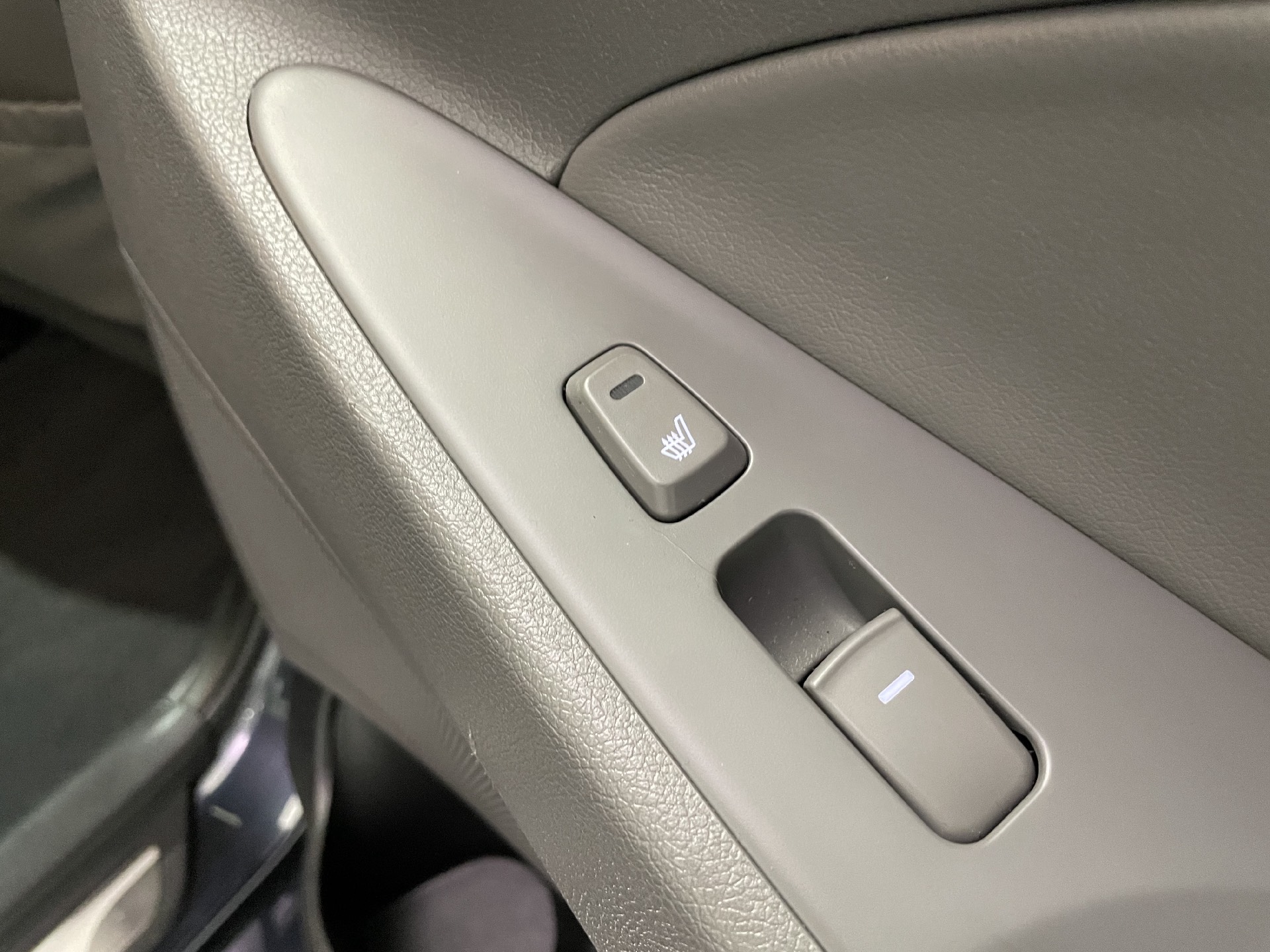 Used-2013-Hyundai-SONATA-Limited-FWD