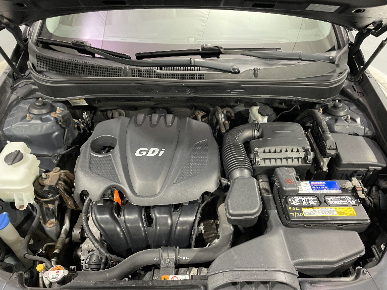 Used-2013-Hyundai-SONATA-Limited-FWD