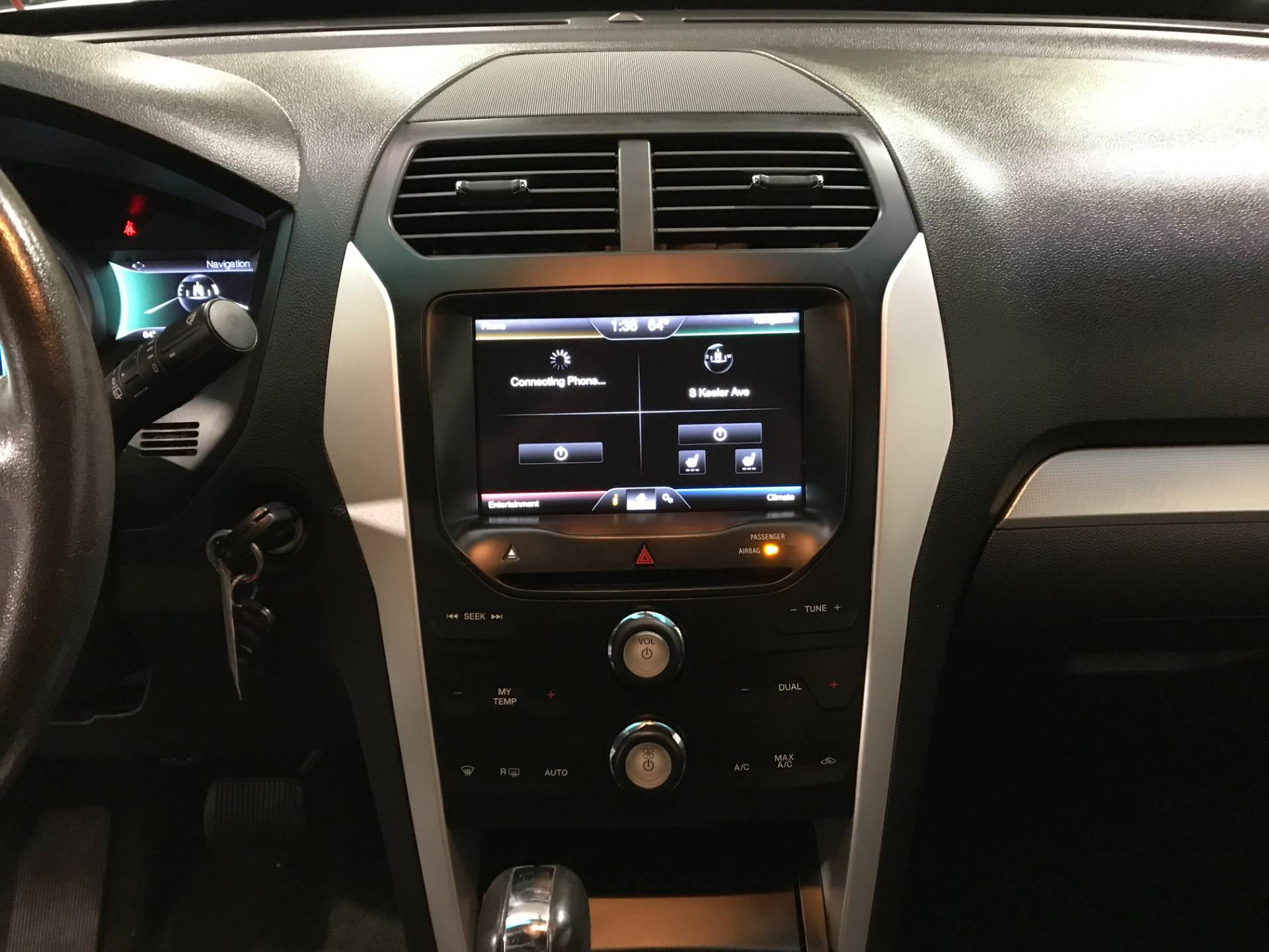 Used-2014-Ford-Explorer-XLT-FWD