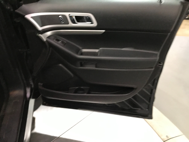 Used-2014-Ford-Explorer-XLT-FWD