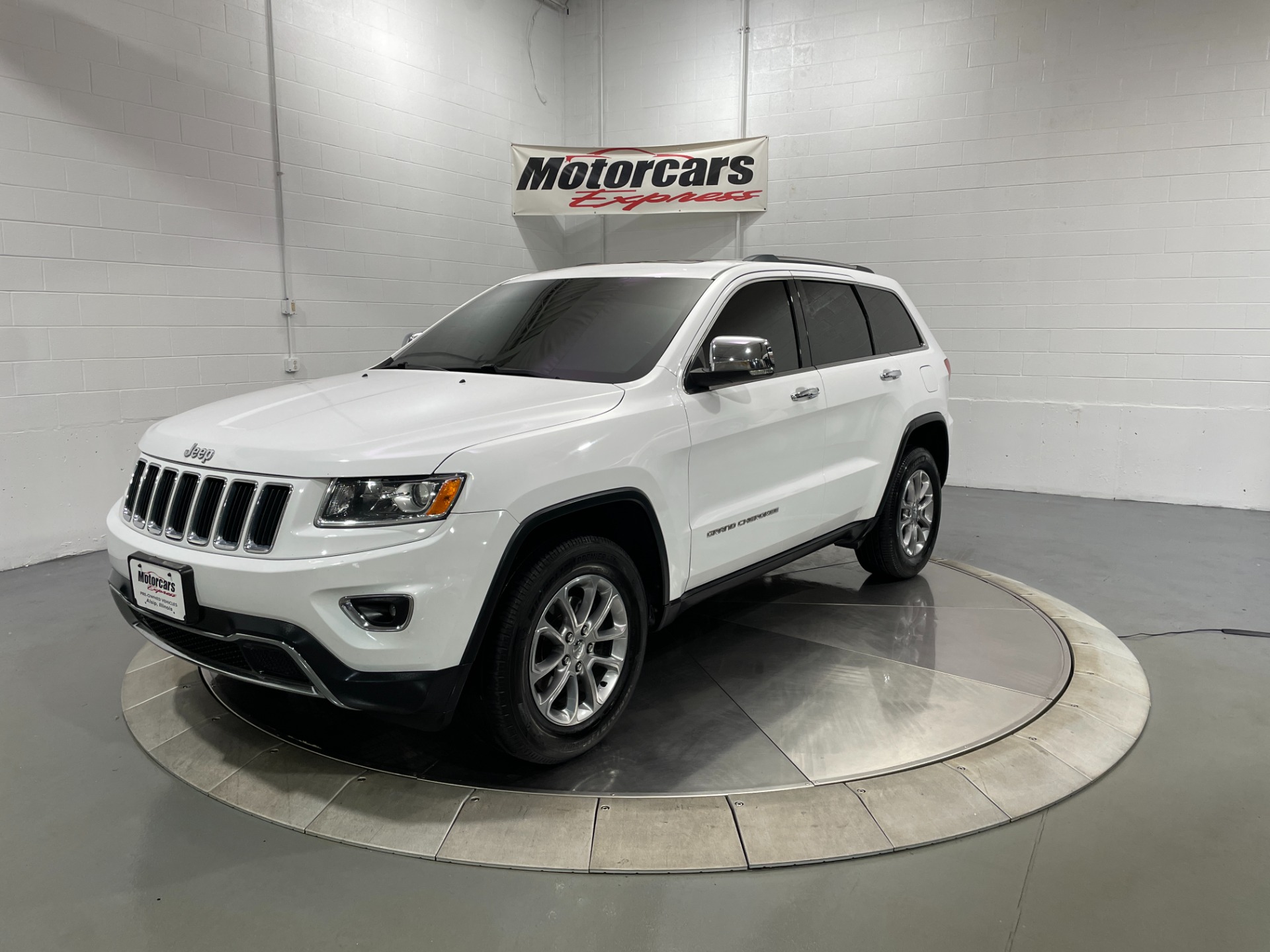 Used-2014-Jeep-Grand-Cherokee-Limited-4X4