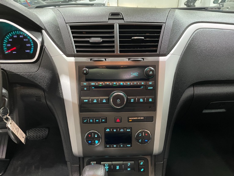Used-2012-Chevrolet-Traverse-LT-FWD