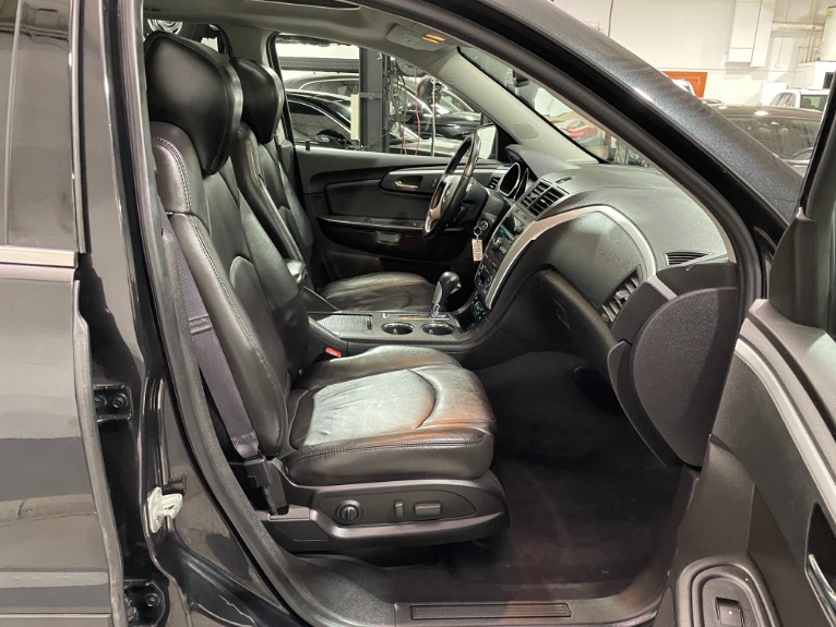 Used-2012-Chevrolet-Traverse-LT-FWD