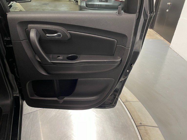 Used-2012-Chevrolet-Traverse-LT-FWD