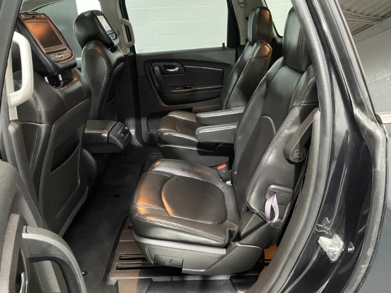 Used-2012-Chevrolet-Traverse-LT-FWD