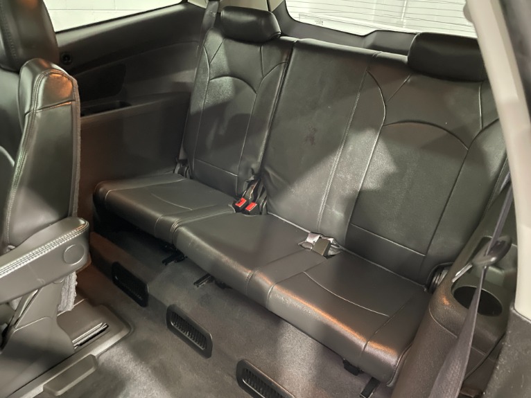 Used-2012-Chevrolet-Traverse-LT-FWD