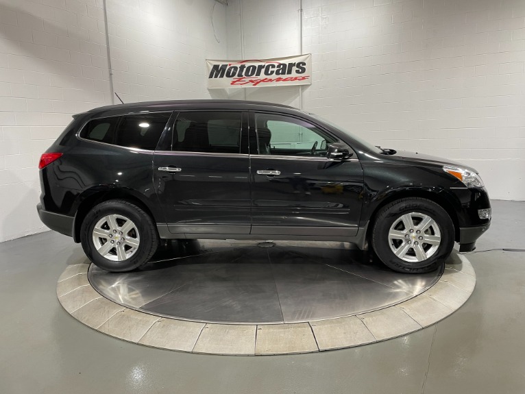 Used-2012-Chevrolet-Traverse-LT-FWD