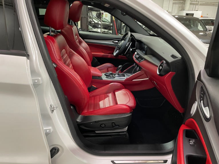 Used-2019-Alfa-Romeo-Stelvio-Ti-Sport-AWD