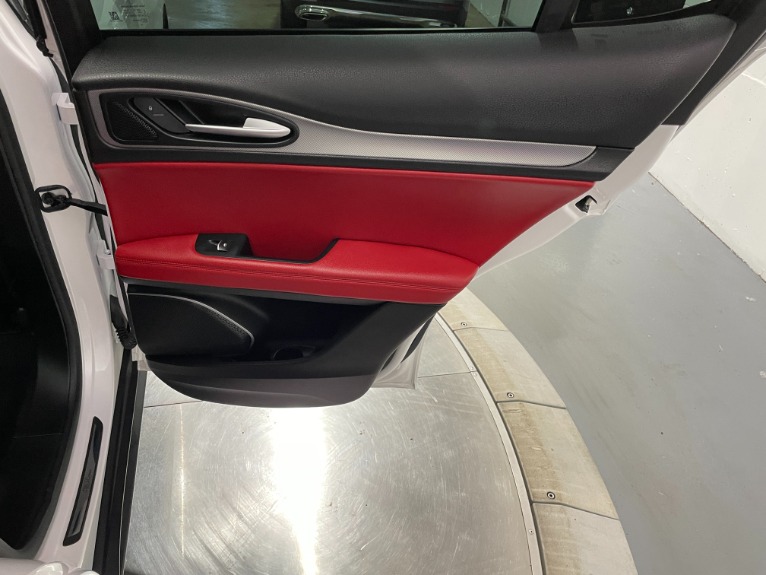 Used-2019-Alfa-Romeo-Stelvio-Ti-Sport-AWD