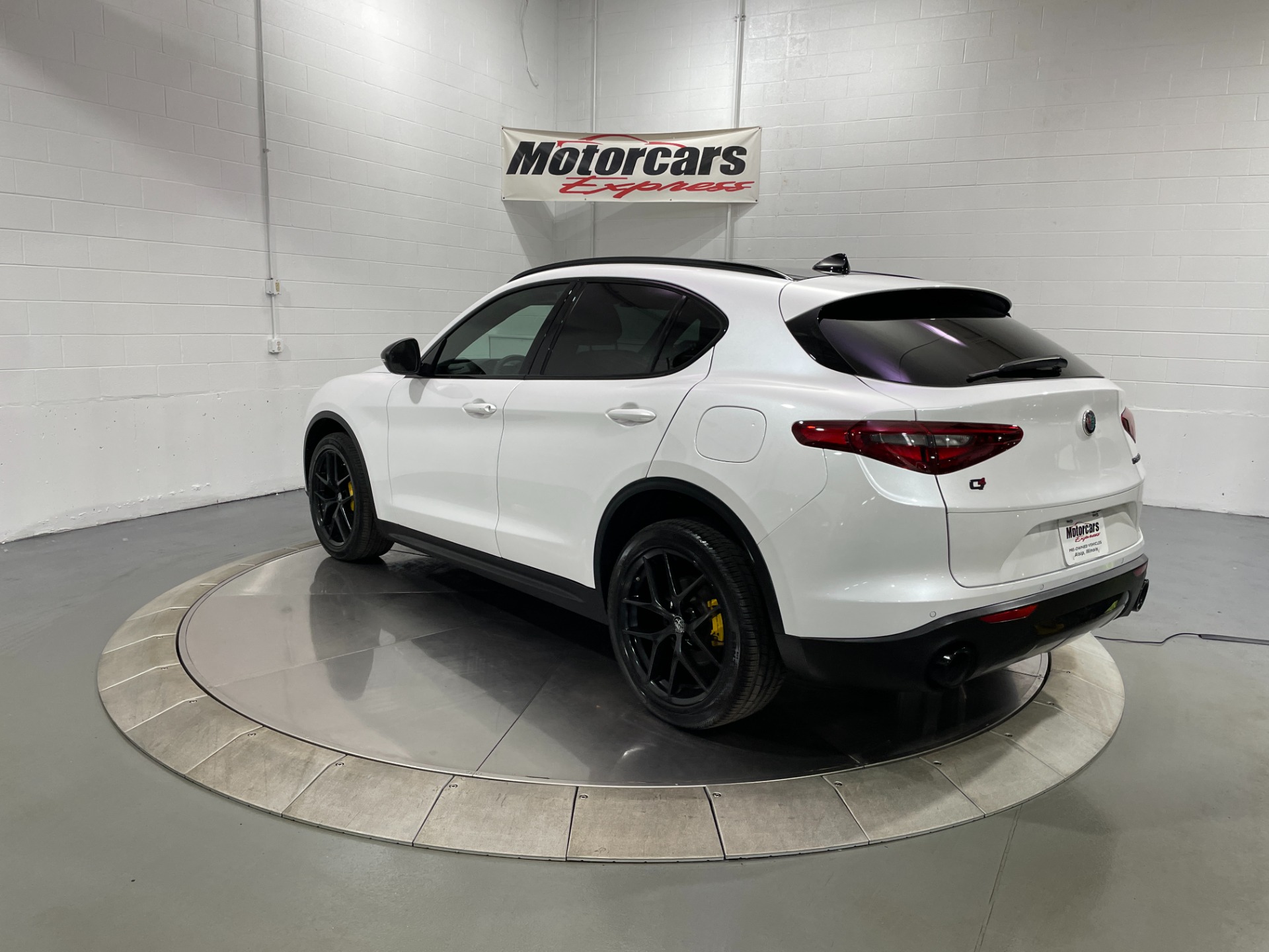 Used-2019-Alfa-Romeo-Stelvio-Ti-Sport-AWD