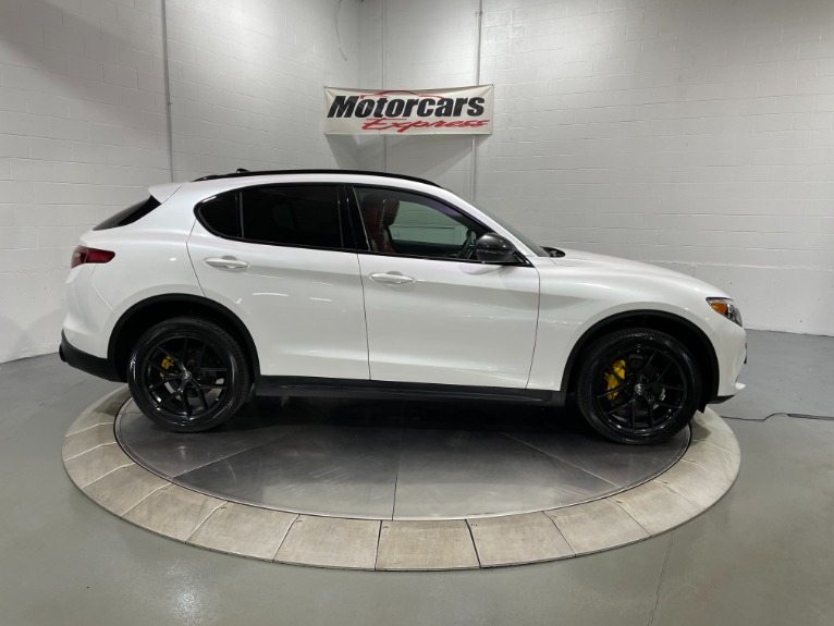Used-2019-Alfa-Romeo-Stelvio-Ti-Sport-AWD