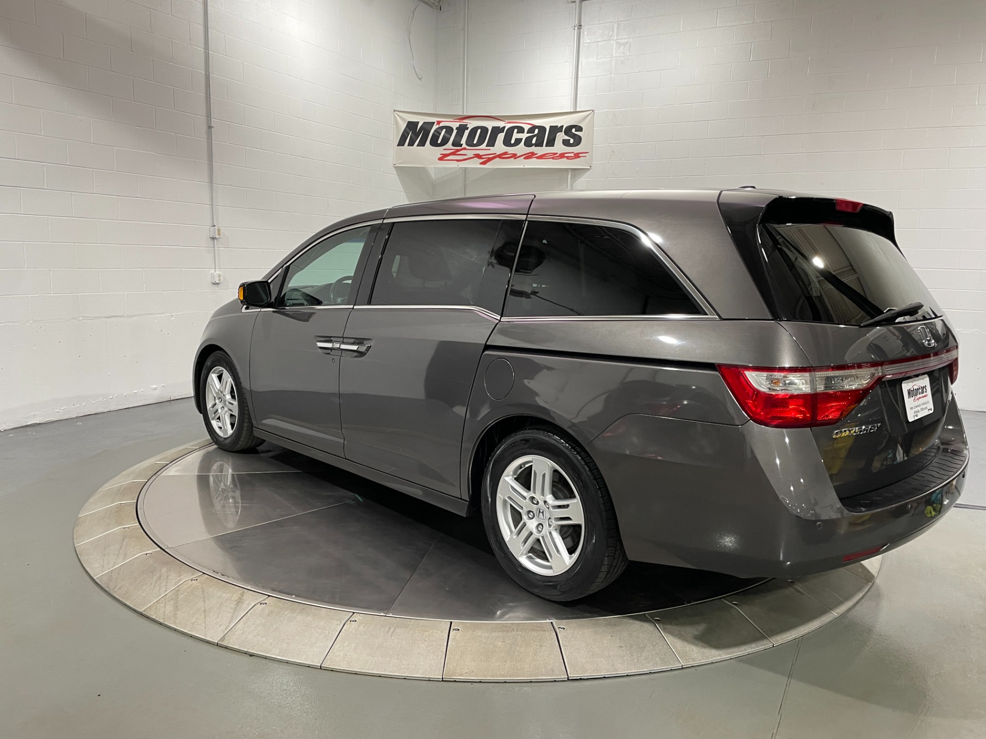 Used-2012-Honda-Odyssey-Touring-Elite-FWD