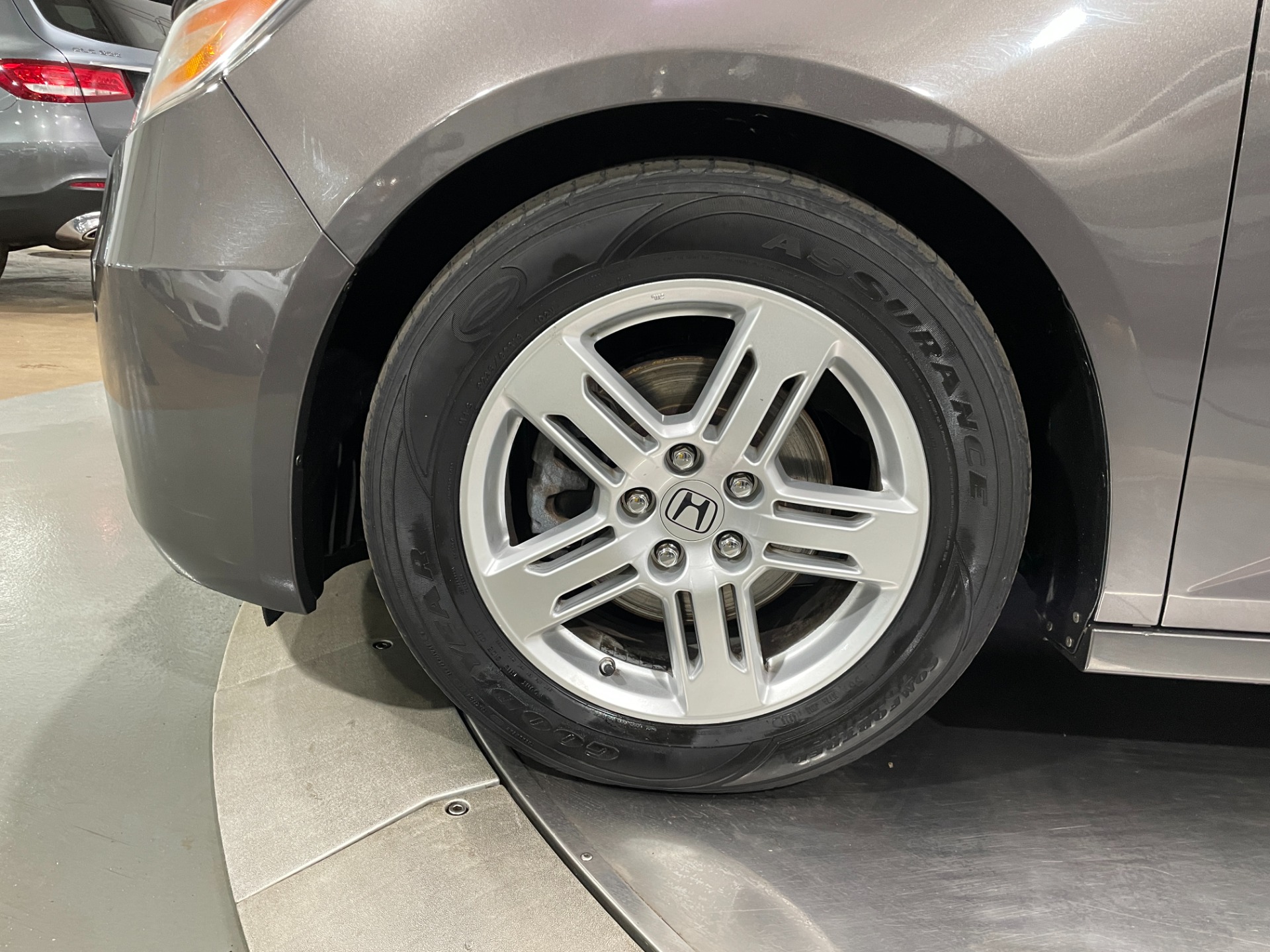 Used-2012-Honda-Odyssey-Touring-Elite-FWD