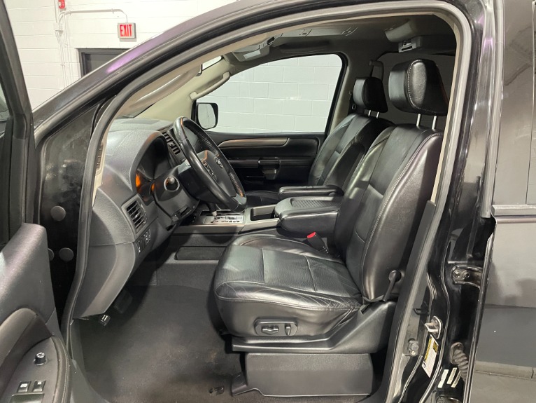 Used-2009-Nissan-Armada-SE-4X4