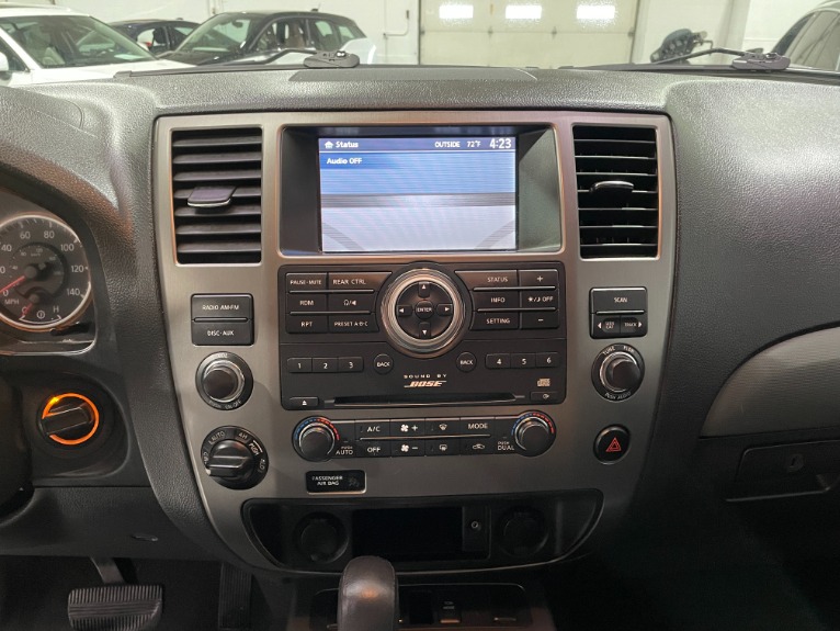 Used-2009-Nissan-Armada-SE-4X4