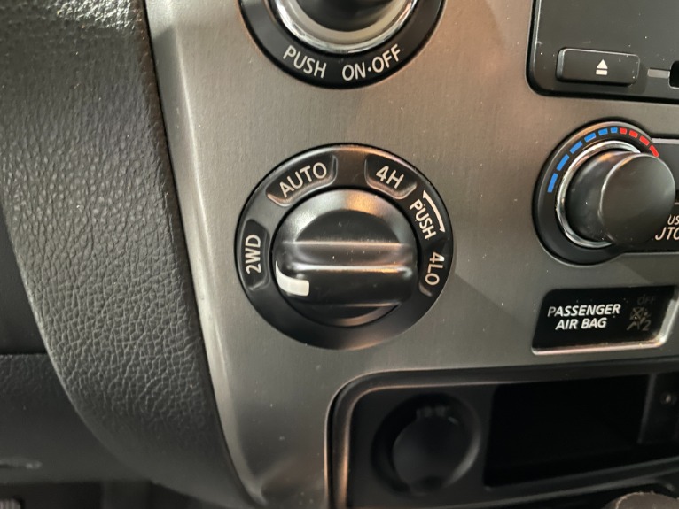 Used-2009-Nissan-Armada-SE-4X4