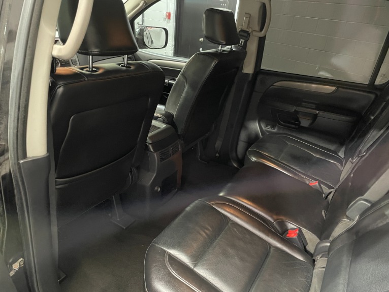 Used-2009-Nissan-Armada-SE-4X4